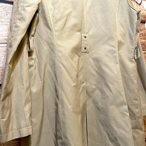 DKNY trench coat - Picture 12 of 13